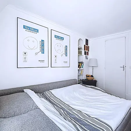 Appartement Cozy In The Heart Of Batignolles *